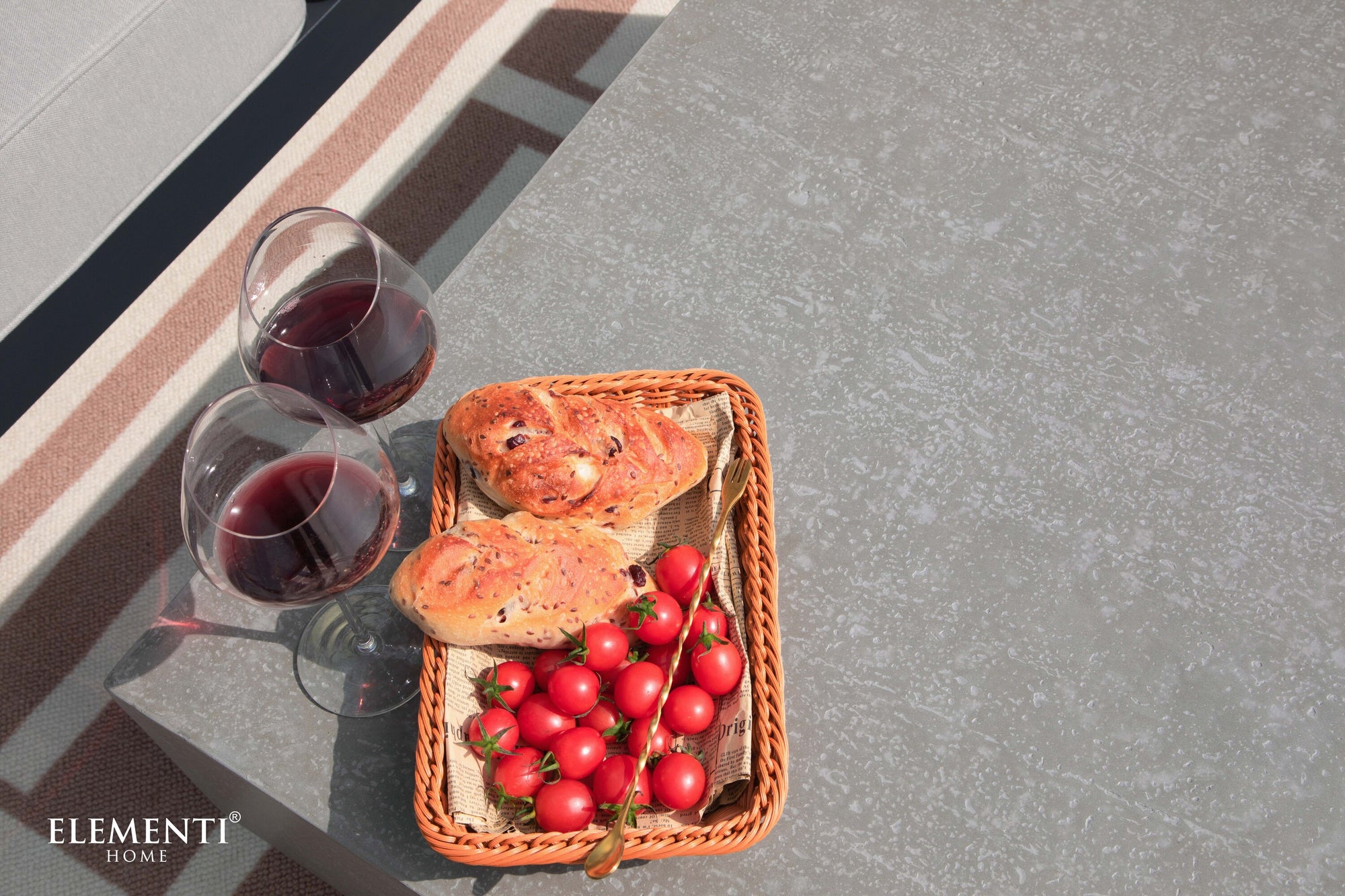Tevere 40" Concrete Coffee Table (FCG01)