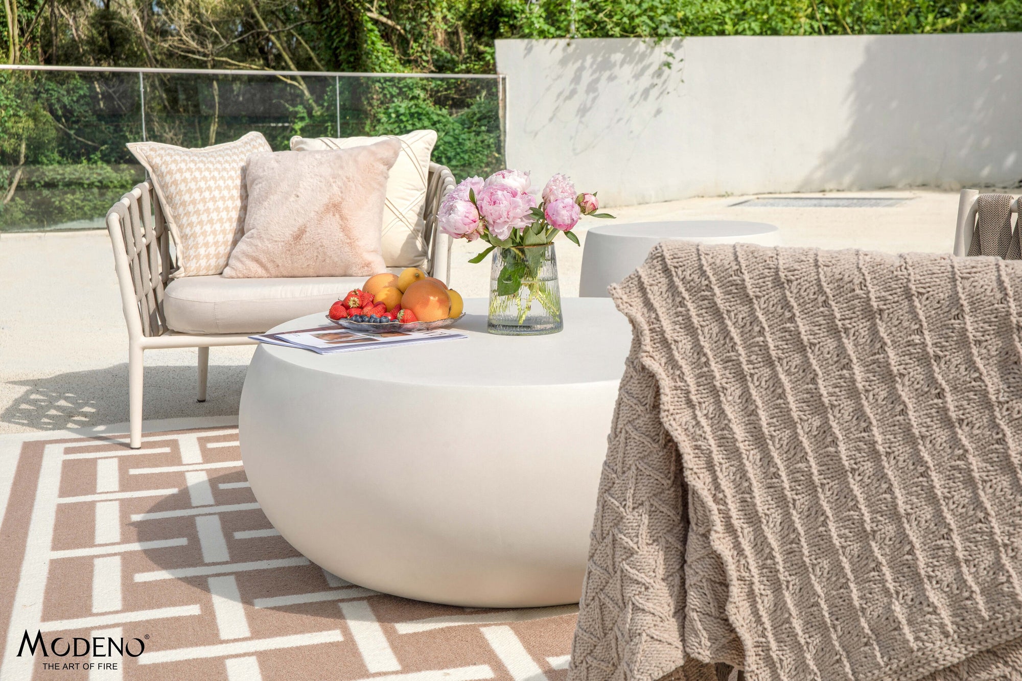 Ikaria 42" Concrete Coffee Table (FCG09)