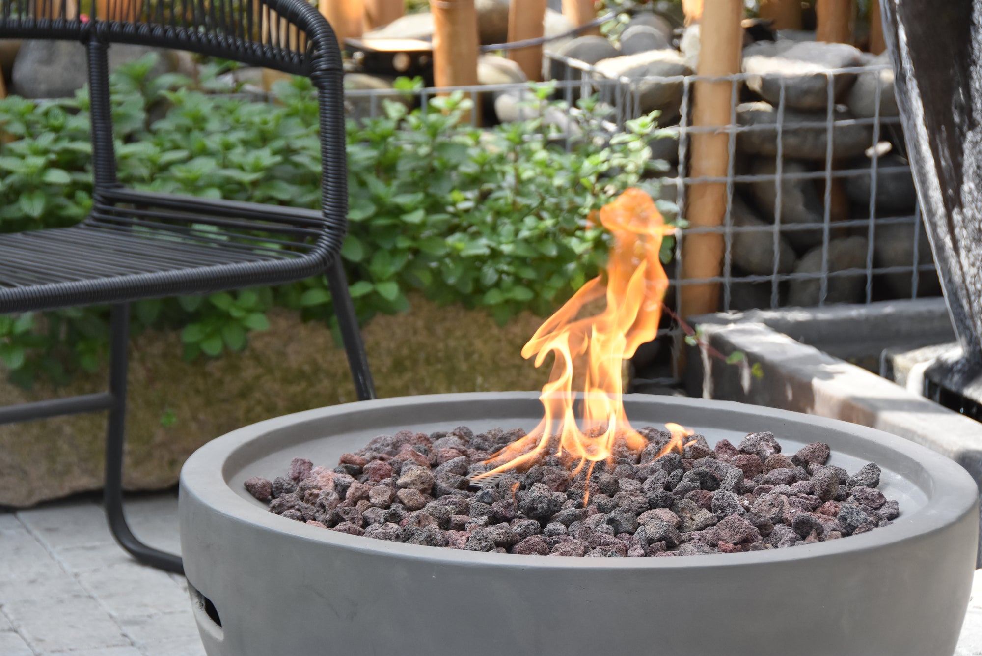 Modeno Nantucket 27" Concrete Fire Bowl (OFG116)